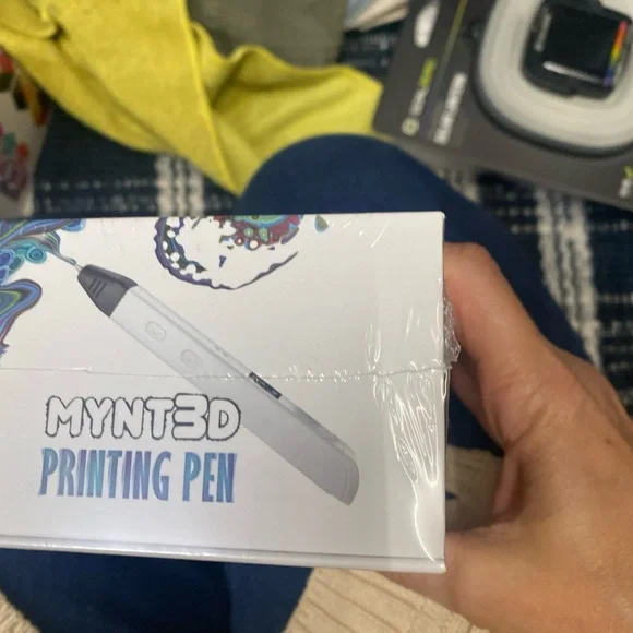 MYNT3D Professional Printing 3D Pen with OLED Display - Picture 2 of 2